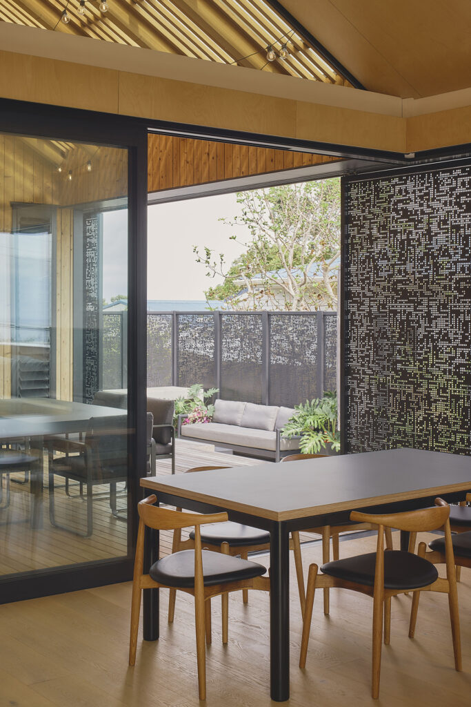 RoganNash.Waiheke.237