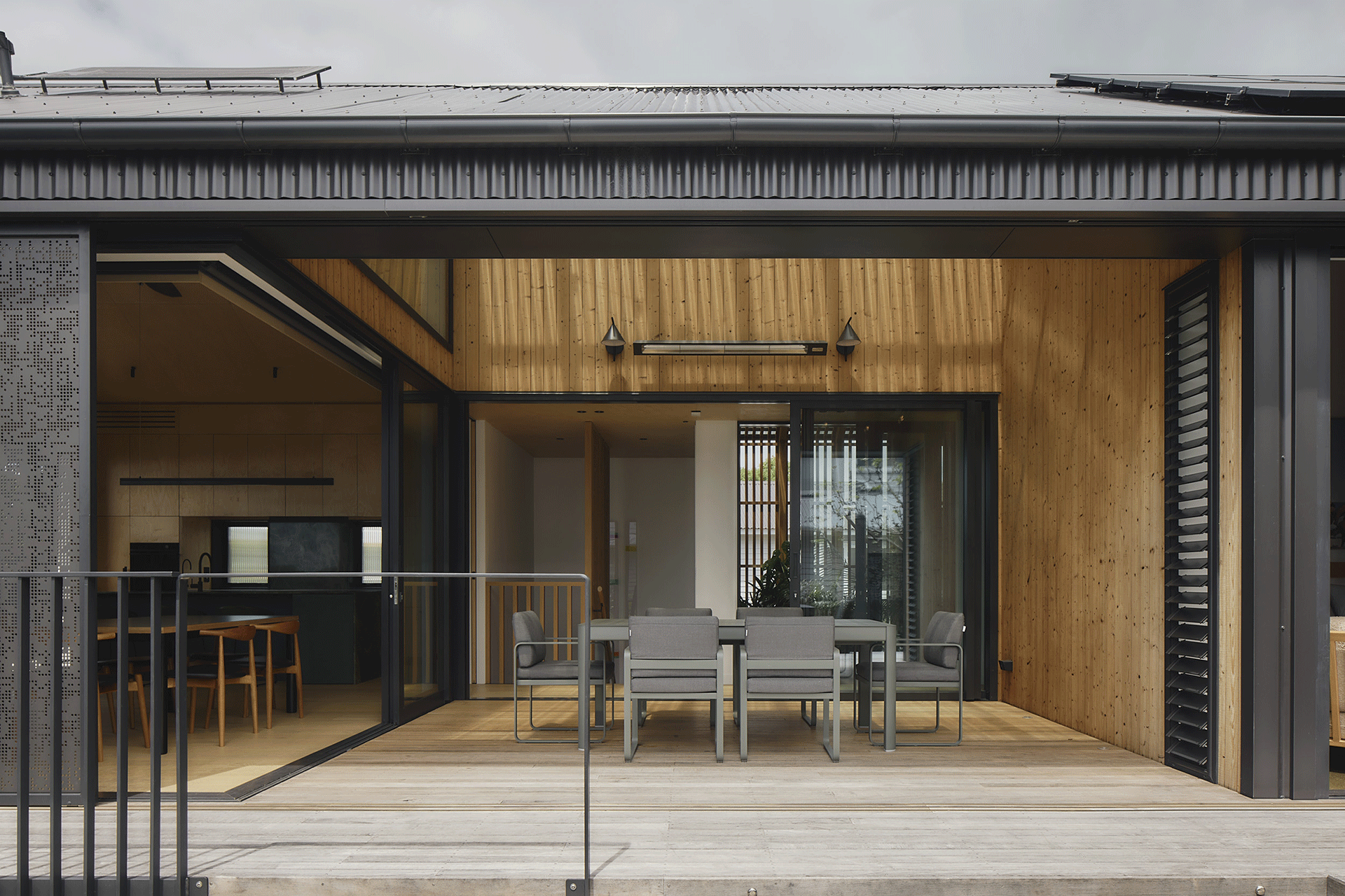 RoganNash.Waiheke.311